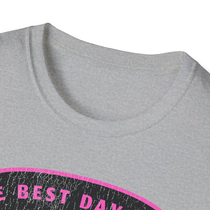 The Best Days Are Fishin Awesome Pink T-Shirt